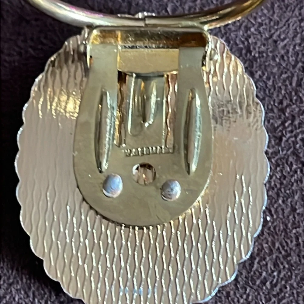 Vintage Gold Tone Mother-of-Pearl Oval Women's Brooch Scarf Clip West Germany